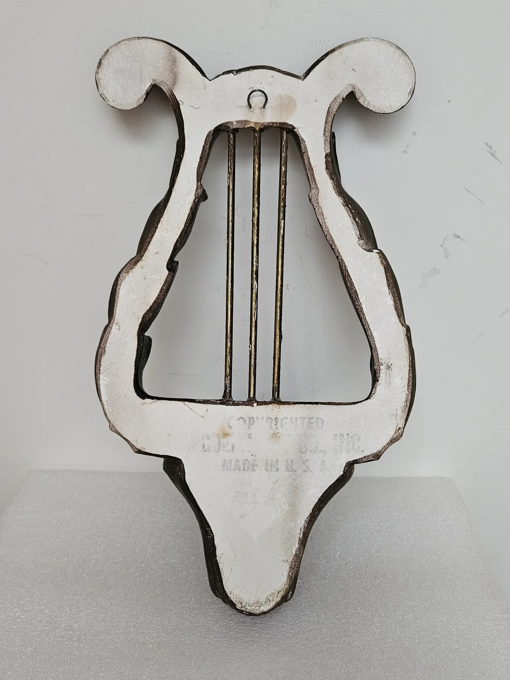 Vintage Chalkware Lyre Harp Shaped Wall Shelf~Bronze Tone 12